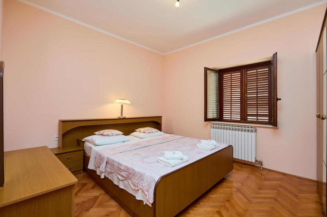Helton Seaview Apartments Орасац Екстер'єр фото