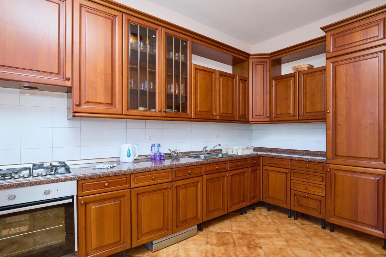 Helton Seaview Apartments Орасац Екстер'єр фото